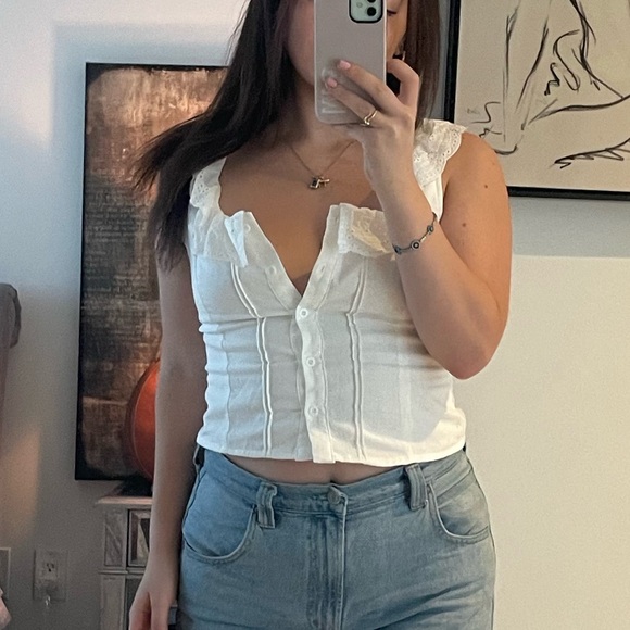 White frilly crop top - Picture 5 of 5
